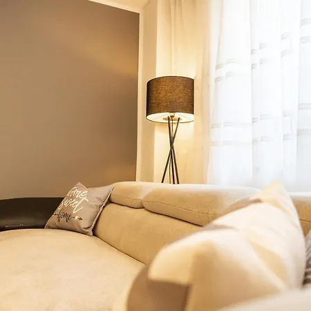 Apartman Flow Trogmann